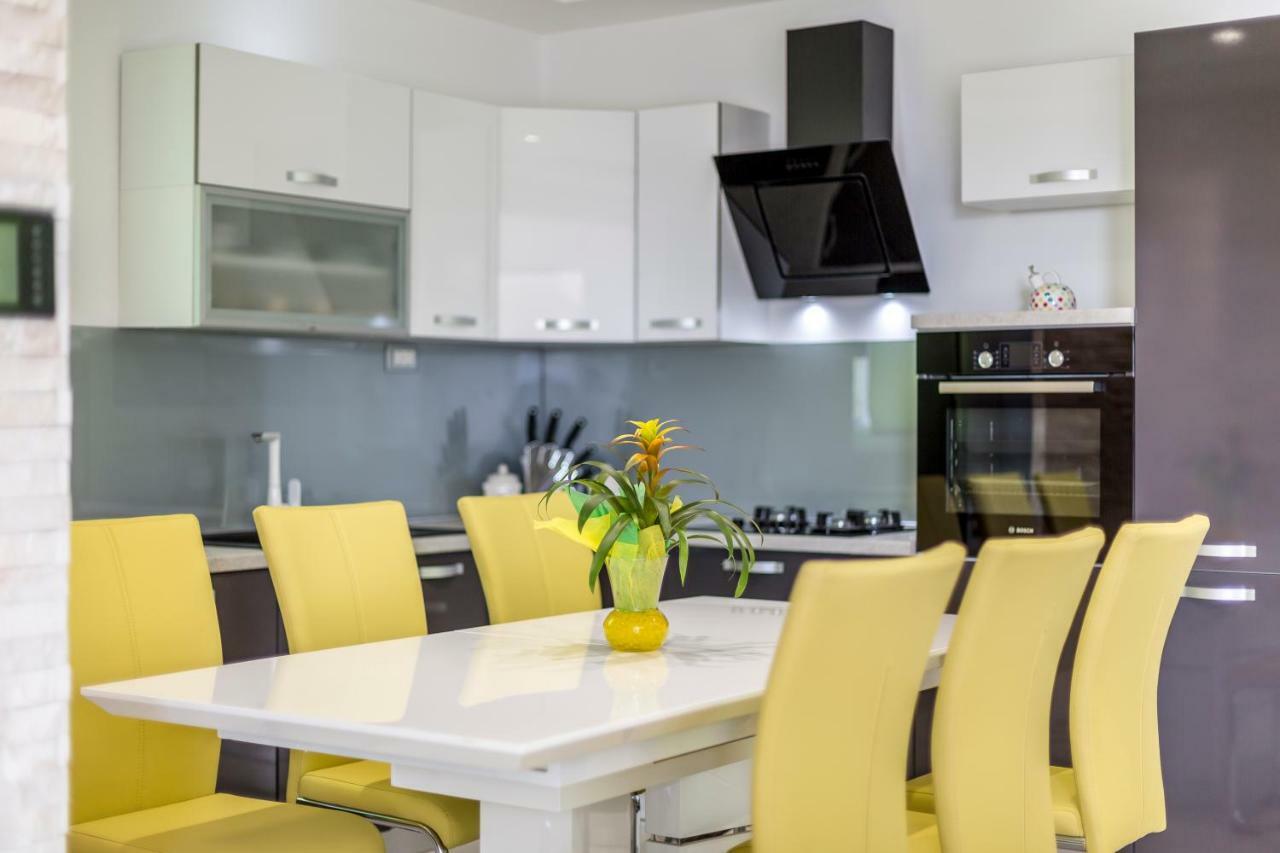Sea Pearl Luxury Apartment Podstrana Eksteriør billede