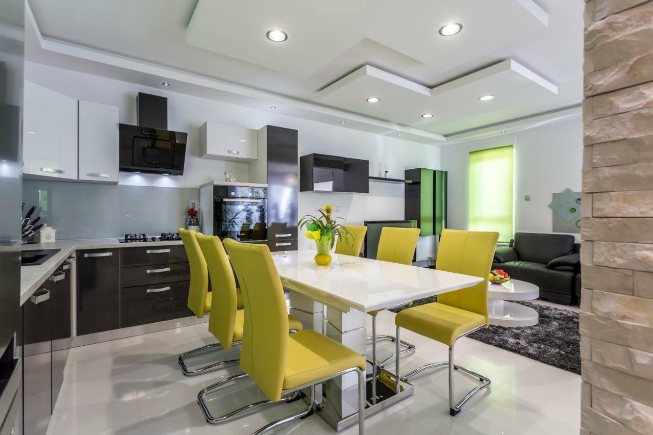 Sea Pearl Luxury Apartment Podstrana Eksteriør billede